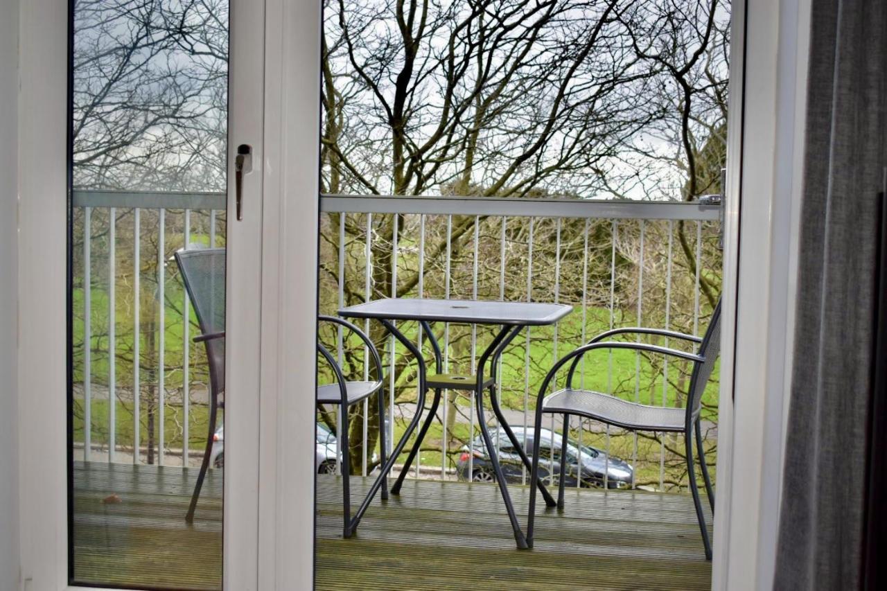 Classy Campbell Park Apartment, Balcony & Free Parking Milton Keynes Exterior foto
