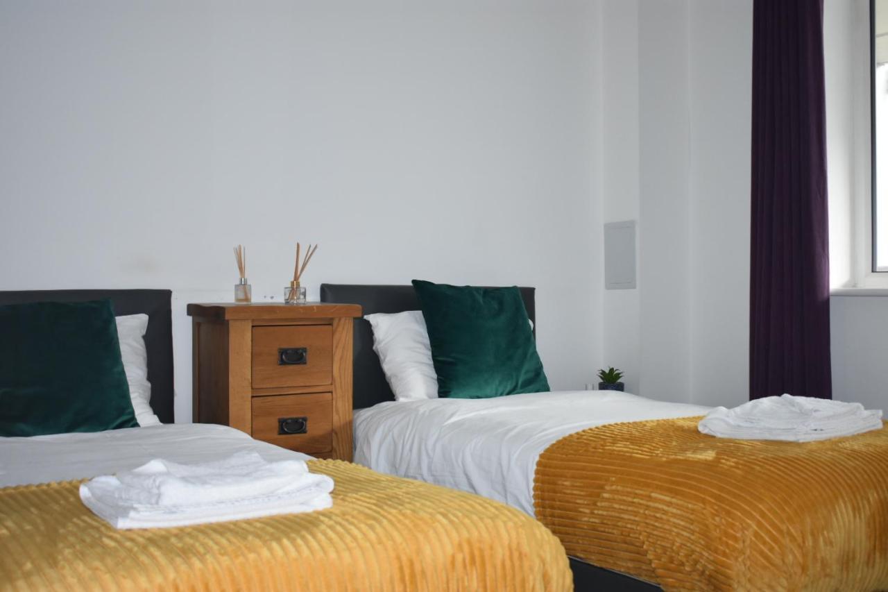 Classy Campbell Park Apartment, Balcony & Free Parking Milton Keynes Exterior foto